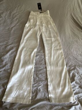 High-Rise White Wide-Leg Jeans for Women - Flared Silhouette